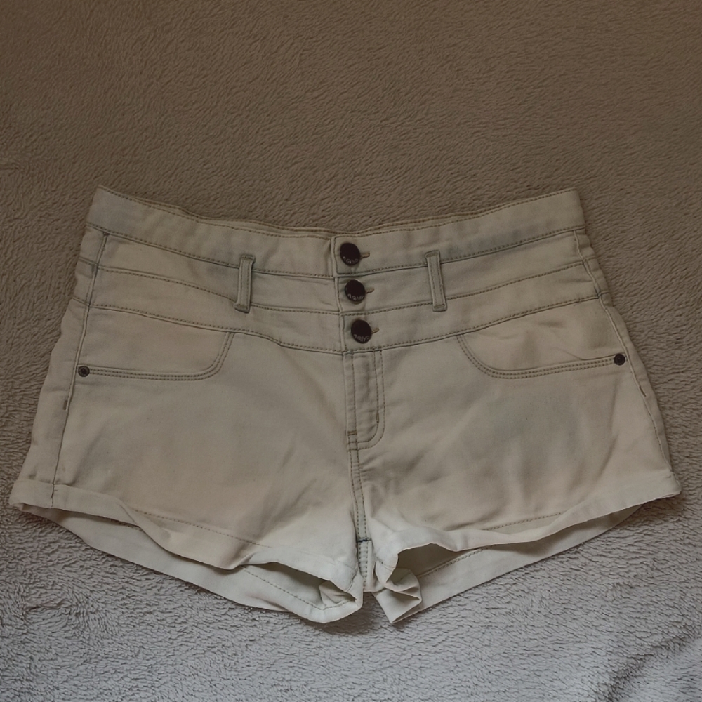Women's Light Cream Shorts